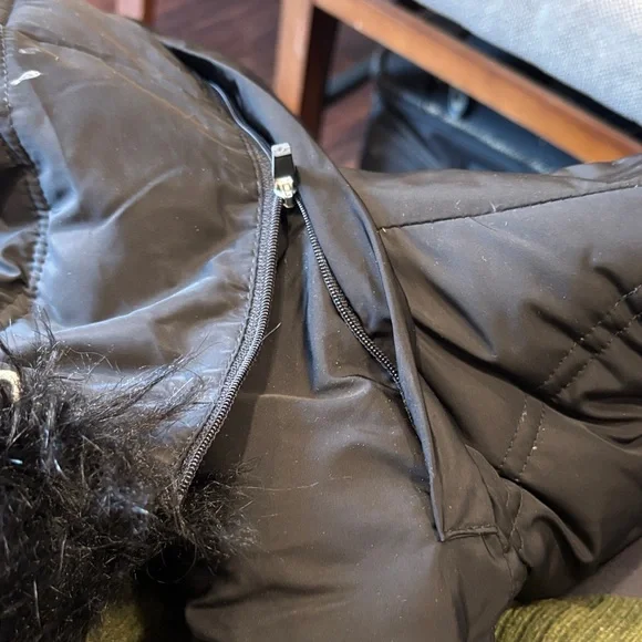 Calvin Klein Black Puffer Jacket with Faux Fur Trim - Picture 5 of 7